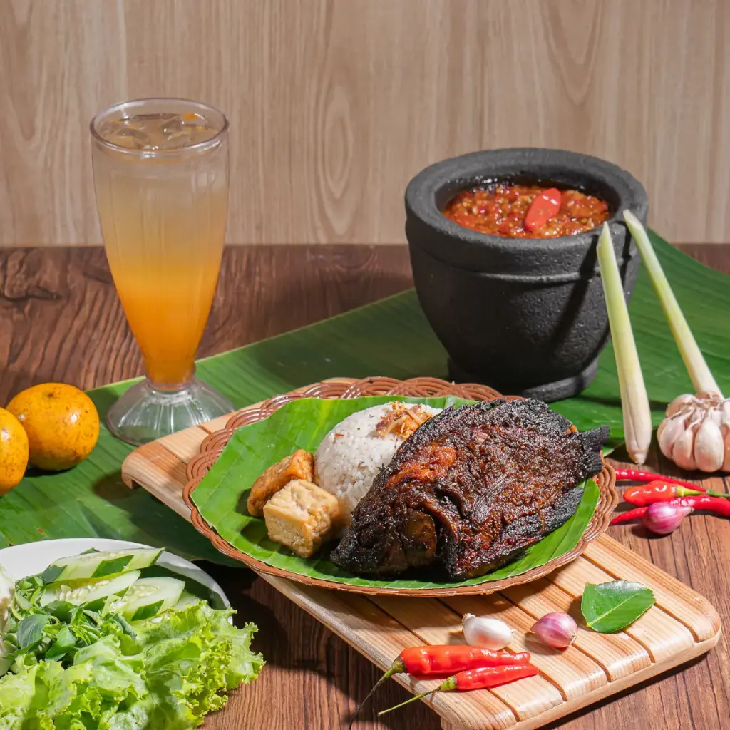 Paket Spesial Nila Bakar